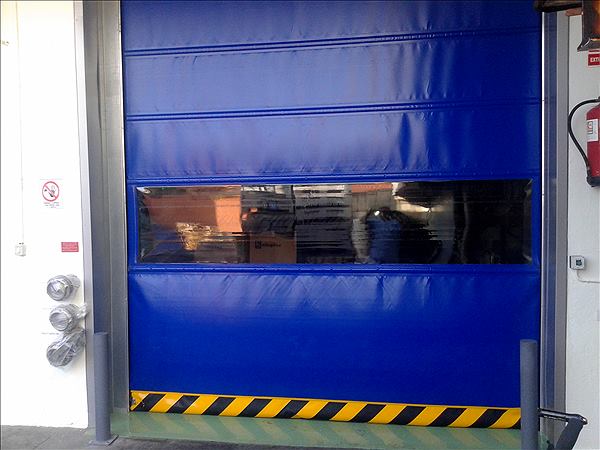 Puerta r&aacute;pida: trabajo de Puertas Autom&aacute;ticas La Mancha